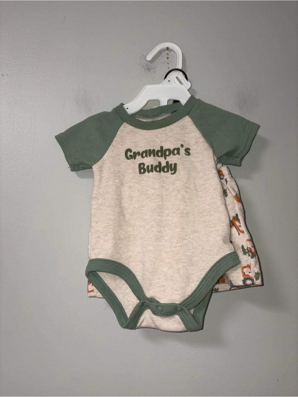 Baby Essentials Green Beige Grandpa’s Buddy Tractors Shorts Outfit & Hat Boys 6M